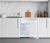 Beko B1754N Built-in fridge with freezer compartment