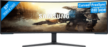 Samsung LS57CG952NUXEN Ultrawide monitor with a high resolution