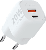 Xtorm Fast Charger with 2 USB Ports 20W White USB plug