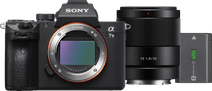 Sony A7 III Street Photography Kit Kamera mit neigbarem Display