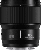 Panasonic Lumix S 28-200mm f/4-7.1 Lens for a mirrorless camera