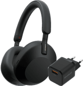 Sony WH-1000XM5 Schwarz + BlueBuilt Quick-Charge-Ladegerät mit USB-A-Port 18 W Schwarz 3D-Audio-Kopfhörer