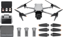 DJI Air 3S Fly More Combo + Smart Controller Drohne für Fortgeschrittene