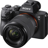 Sony A7 III + FE 28-70mm f/3,5-5,6 OSS Kamera mit neigbarem Display