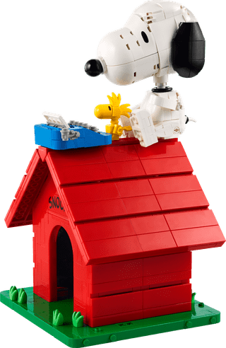 LEGO Ideas Peanuts: Snoopys Hundehütte 21368