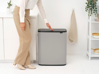 Brabantia Bo Touch Bin Mülleimer 2 x 30 Liter Soft Grey