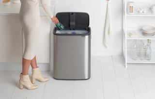 Brabantia Bo Touch Bin 60 Liter Edelstahl Fingerprint Proof