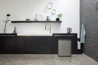 Brabantia Bo Touch Bin 60 Liter Mineral Concrete Grey
