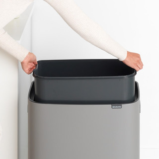 Brabantia Bo Touch Bin 60 Liter Mineral Concrete Grey