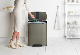 Brabantia Bo Pedal Bin 60 Liter Platinum