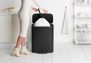 Brabantia Bo Pedal Bin 60 Liter Matt Black