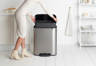 Brabantia Bo Pedal Bin 60 Liter Edelstahl Fingerprint Proof
