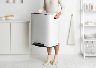 Brabantia Bo Pedal Bin 2 x 30 Liter White