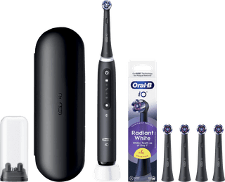 Oral-B iO 5N Black + 4 Brush Attachments for Whiter Teeth