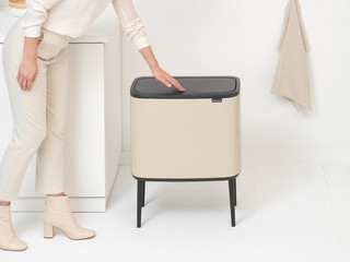 Brabantia Bo Touch Bin Mülleimer 3 x 11 Liter Soft Beige