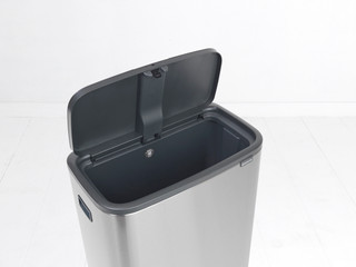 Brabantia Bo Touch Bin Hi Abfalleimer 60 Liter mit Inneneimer Matt Steel Fingerprint Proof