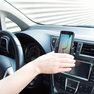 ACT Handyhalterung Auto Armaturenbrett/Windschutzscheibe/Lüftungsschlitze mit kabellosem Laden