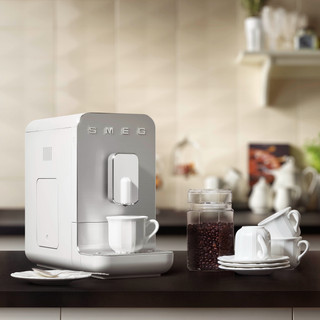 SMEG BCC11WHMEU Weiß