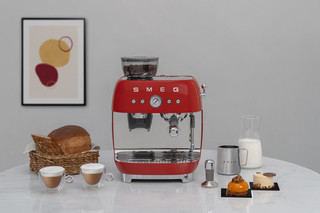 SMEG EGF03RDEU Rot