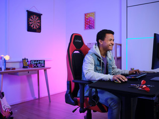 Trust GXT 714R Ruya Gaming Chair Red