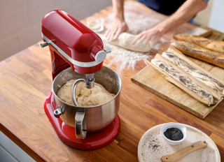KitchenAid Artisan Bowl-Lift 5KSM70SHXEER Empire Red