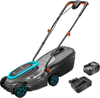 GARDENA PowerMax 32/18V P4A Solo + Bosch Starterset 18V 4,0 Ah