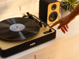 House of Marley Revolution BT with Speakers
