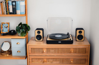 House of Marley Revolution BT with Speakers