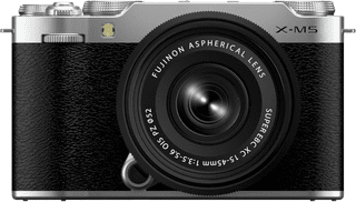 Fujifilm X-M5 Silber + XC 15-45mm f/3.5-5.6 OIS PZ