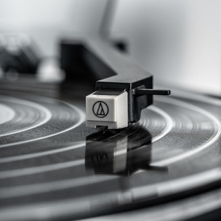 Victrola Automatic Black