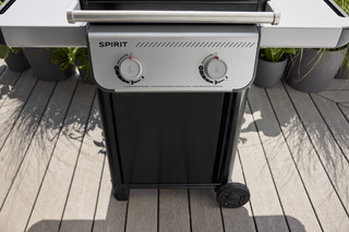 Weber Spirit E-210