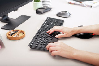 CHERRY KW 9100 SLIM Kabellose Tastatur QWERTZ Schwarz