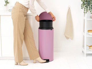 Brabantia NewIcon Treteimer 30 Liter Lilac Pink