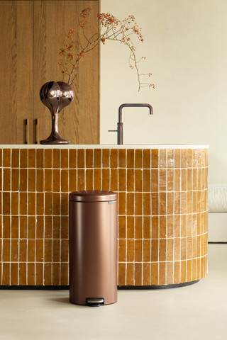 Brabantia NewIcon Treteimer 30 Liter Warm Bronze