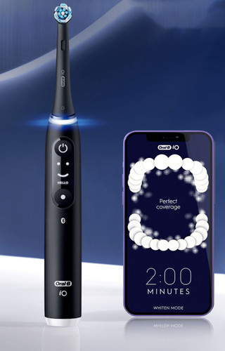 Oral-B iO 6N Black + Extra iO Gentle Care Brush Attachment