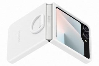 Samsung Galaxy Z Flip 7 FE Backcover aus Silikon Weiß