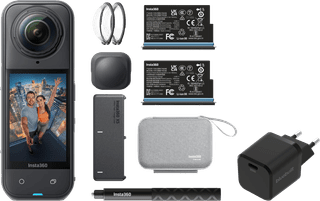 Insta360 X5 Essentials Bundle + BlueBuilt Ladegerät