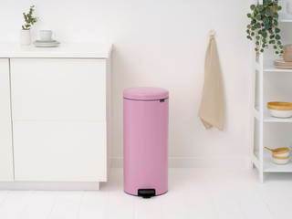 Brabantia NewIcon Treteimer 30 Liter Lilac Pink
