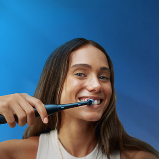 Oral-B iO 2 Schwarz