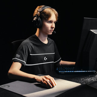 Logitech G PRO X2 SUPERSTRIKE LIGHTSPEED Wireless Gaming Mouse