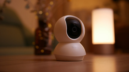 How do I choose an IP camera?