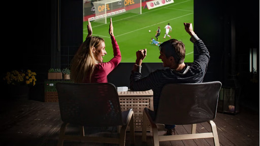 Der beste Beamer für draußen