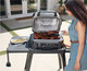 Ninja Woodfire Pro XL Elektrogrill und Smoker OG901EU produkt in gebrauch