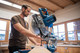 Bosch Professional GCM 305-254 D + Untergestell produkt in gebrauch