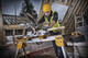 DeWalt DCS365N-XJ (ohne Akku) + DeWalt DE7033-XJ produkt in gebrauch
